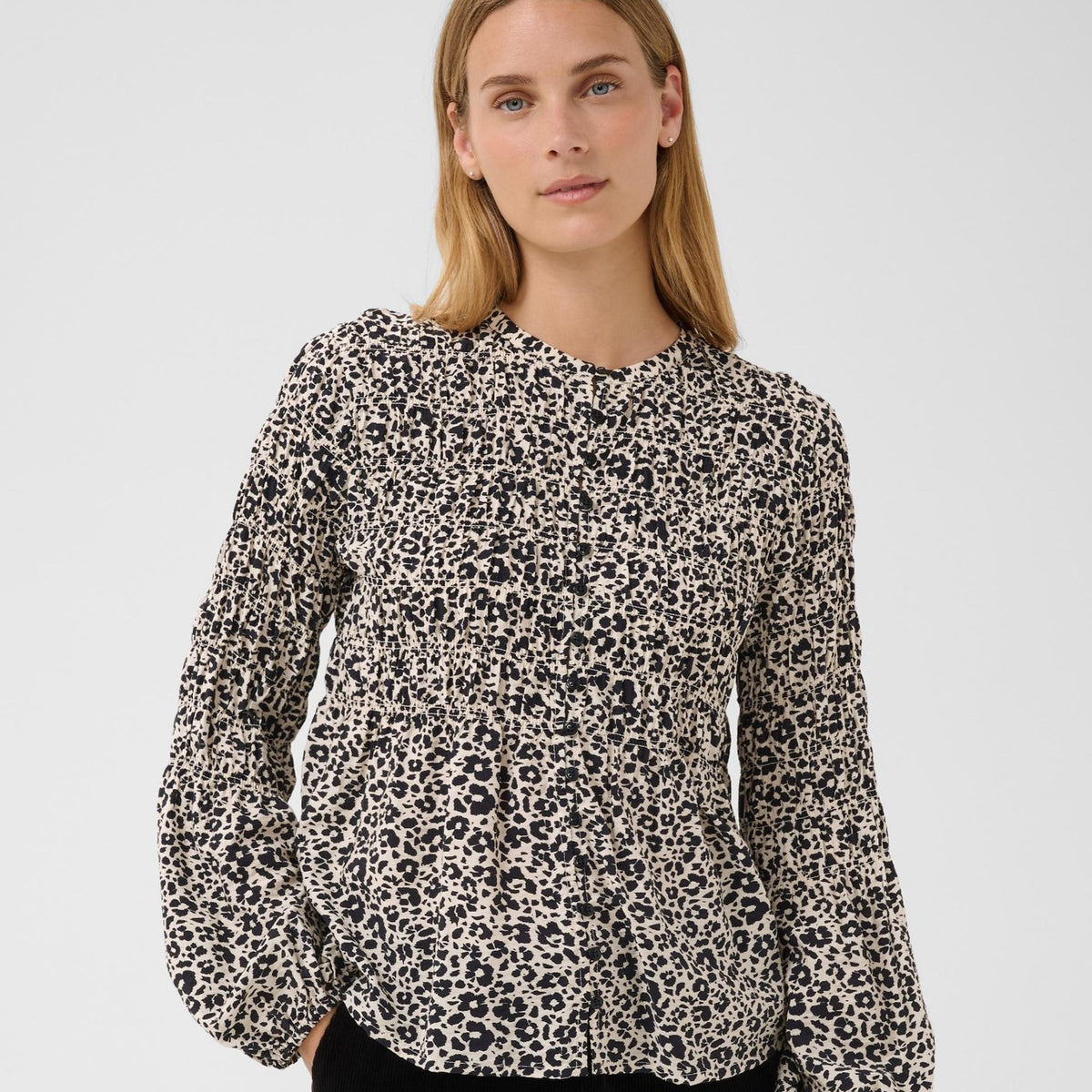 Part Two Siffe Blouse in Dark Navy Flower Spots – front styled view