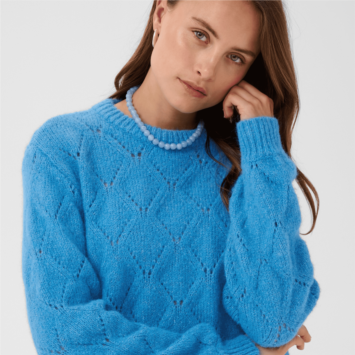 Saint Tropez Tabbatha Pullover in Lichen Blue Melange - knit detail