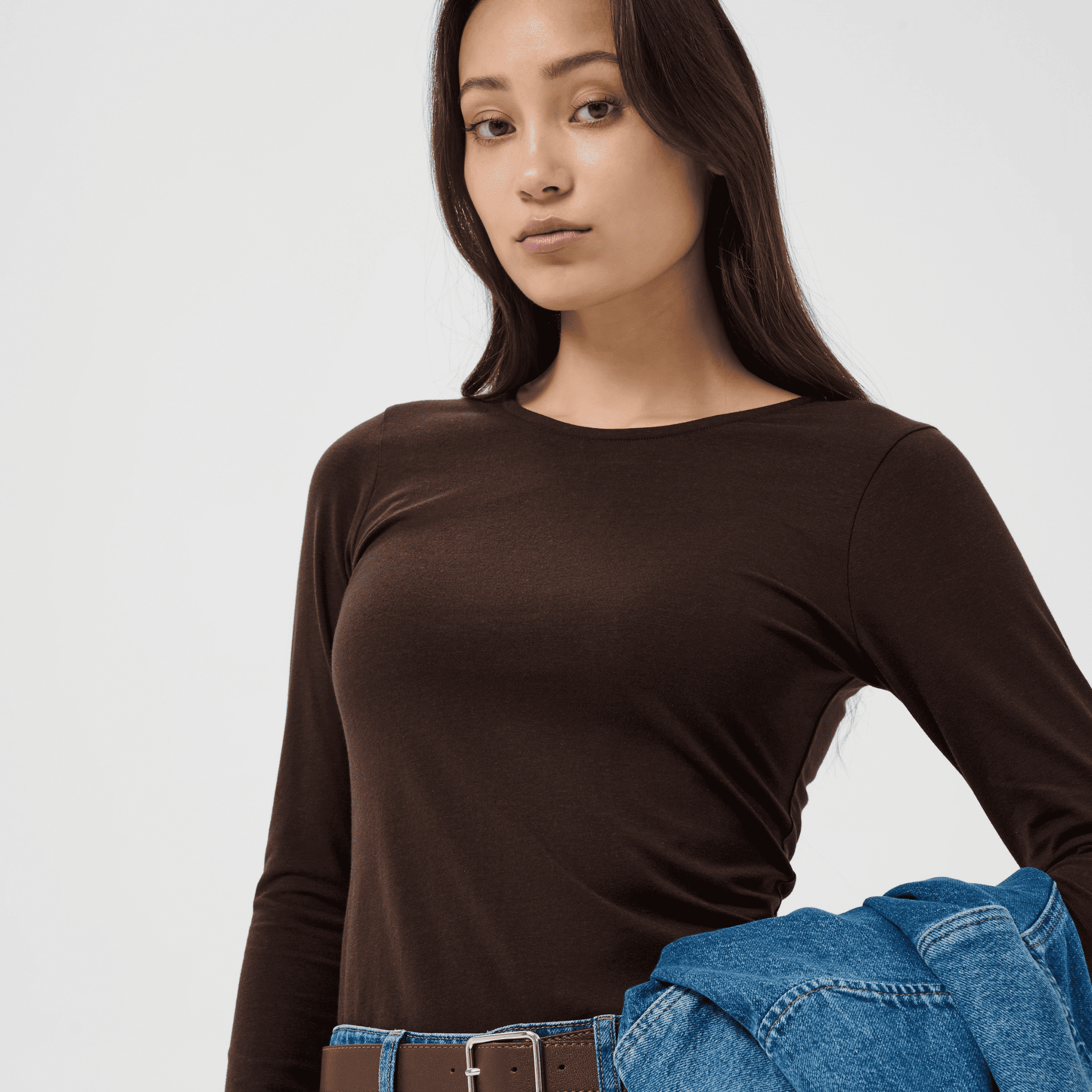 Part Two Nemajas Long Sleeve T-Shirt in Mole Brown – close-up styled front view