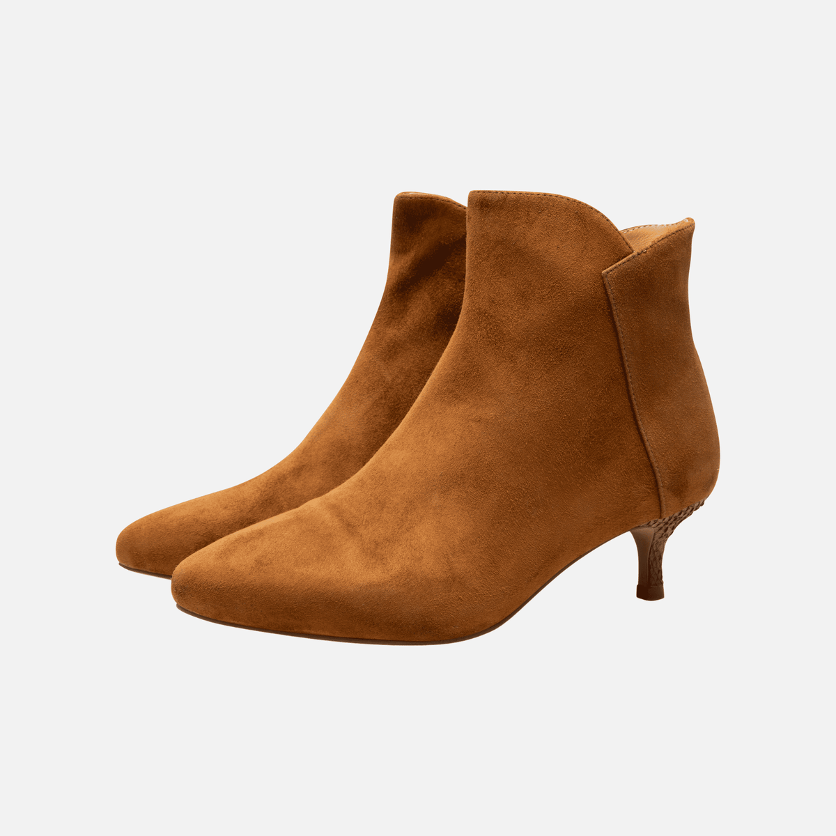 Woden saga zip dark tan suede – pair front angle